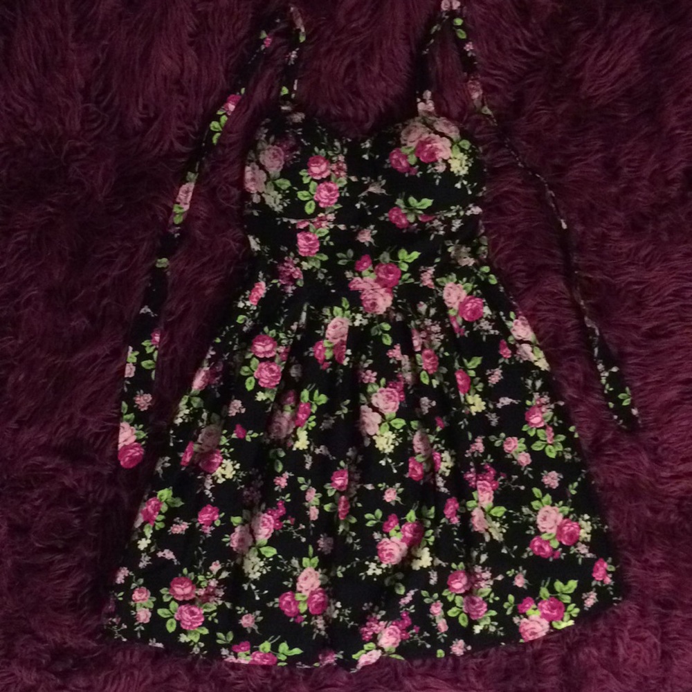 Floral Spring Strapless Black Tie Up Dress